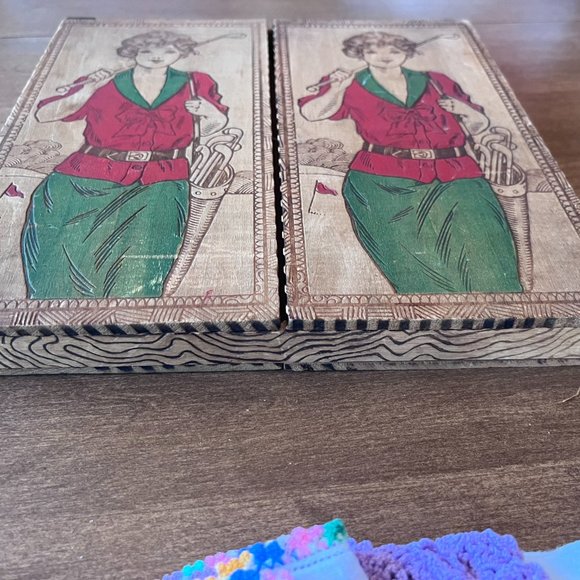 Set Victorian Wooden Pyrography box Keepsake box Woman Golf VTG handkerchiefs - Picture 7 of 8